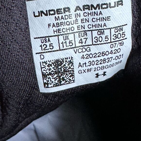 Under Armour Football Cleat Men's Black New 3022837-001 size 12 - Picture 5 of 5